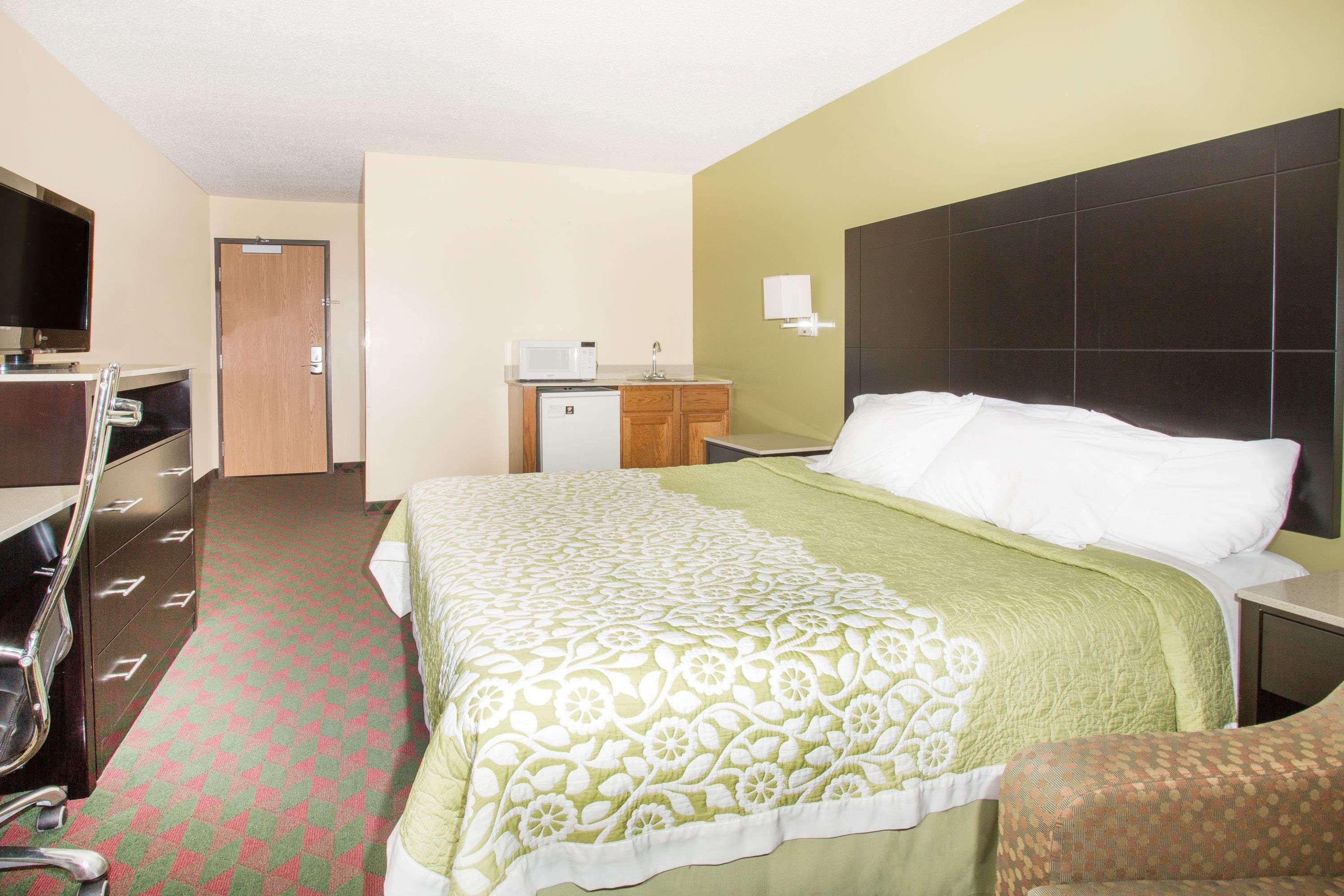 Days Inn By Wyndham Lexington Ne Extérieur photo