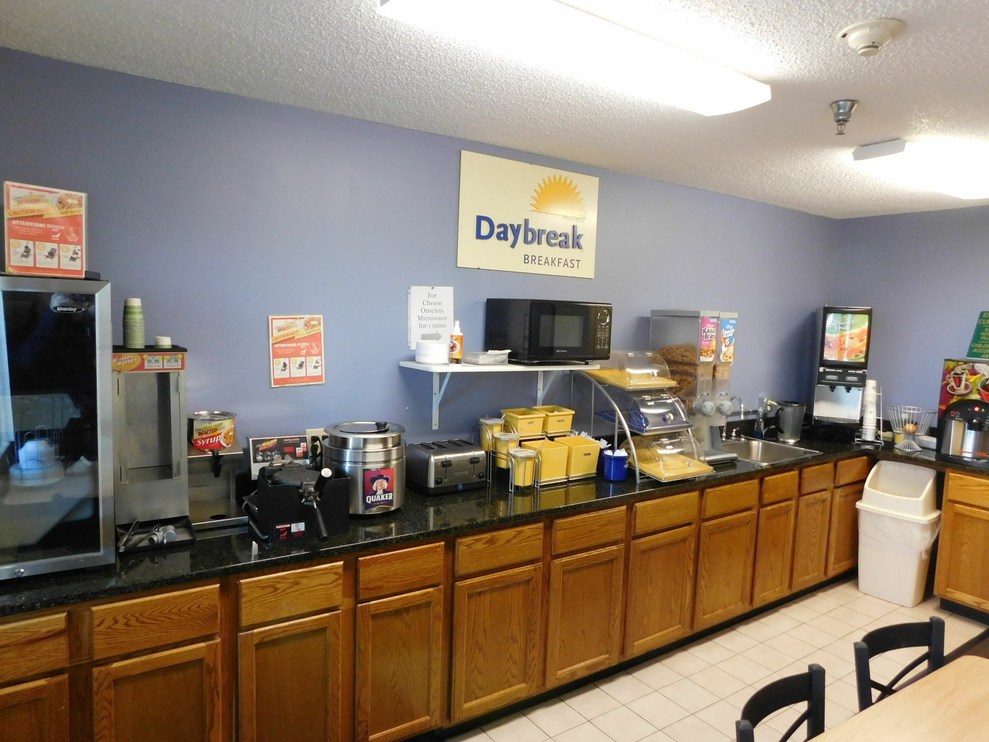 Days Inn By Wyndham Lexington Ne Extérieur photo